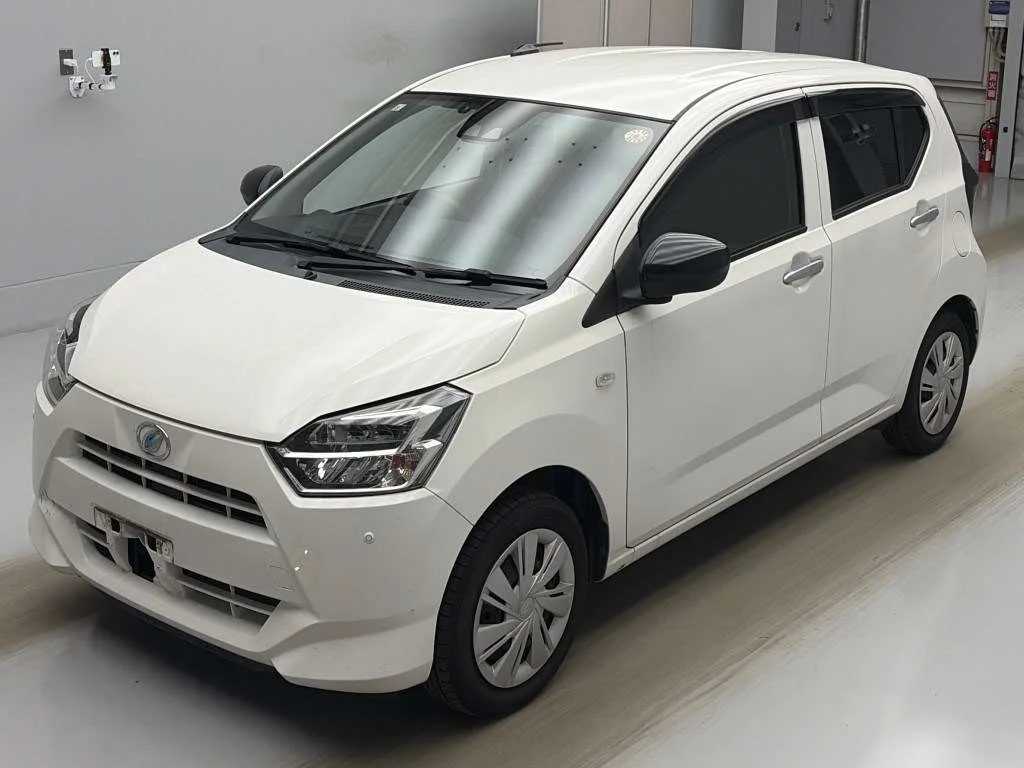 Daihatsu Mira e:S LA350S 2021